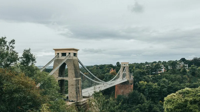 Photo of the Clifton Suspension Bridge over the Avon Gorge in Bristol
