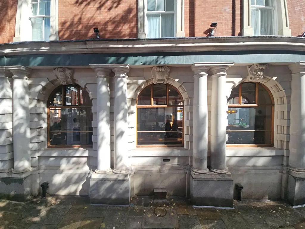 Street view near Rosebery Avenue